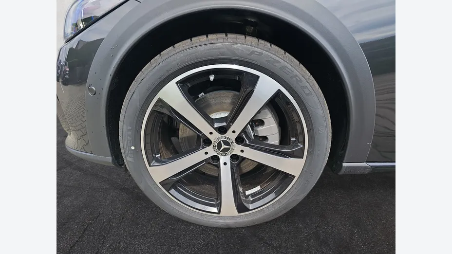 MERCEDES-BENZ C Klasa C 220 d mHEV 4-Matic All-Terrain Avantgarde Nowy