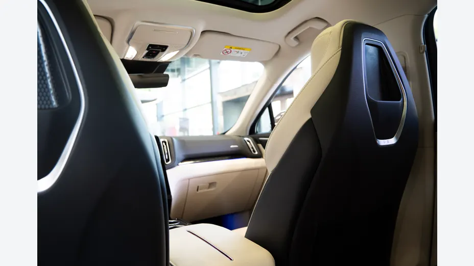 HONGQI HS3 HS3 2.0T AWD Nowy