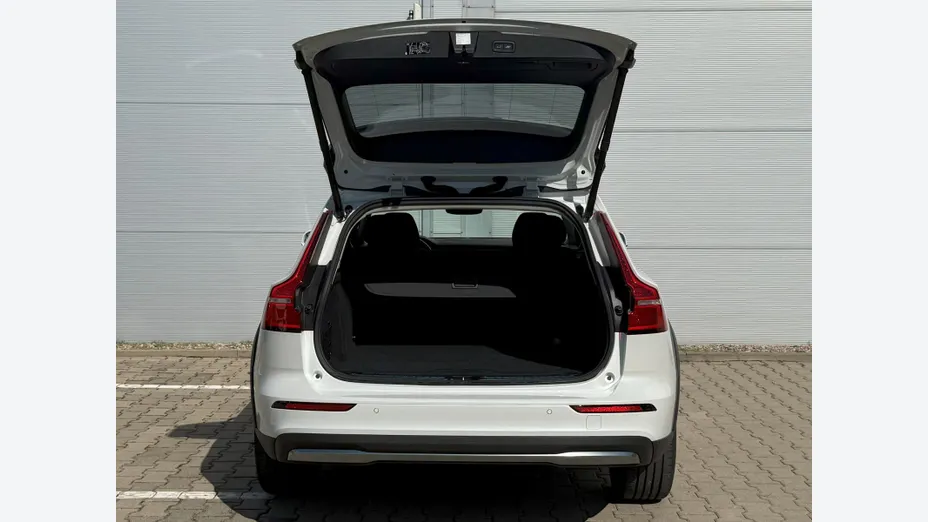 VOLVO V60 V60 CC Plus B5 B AWD aut