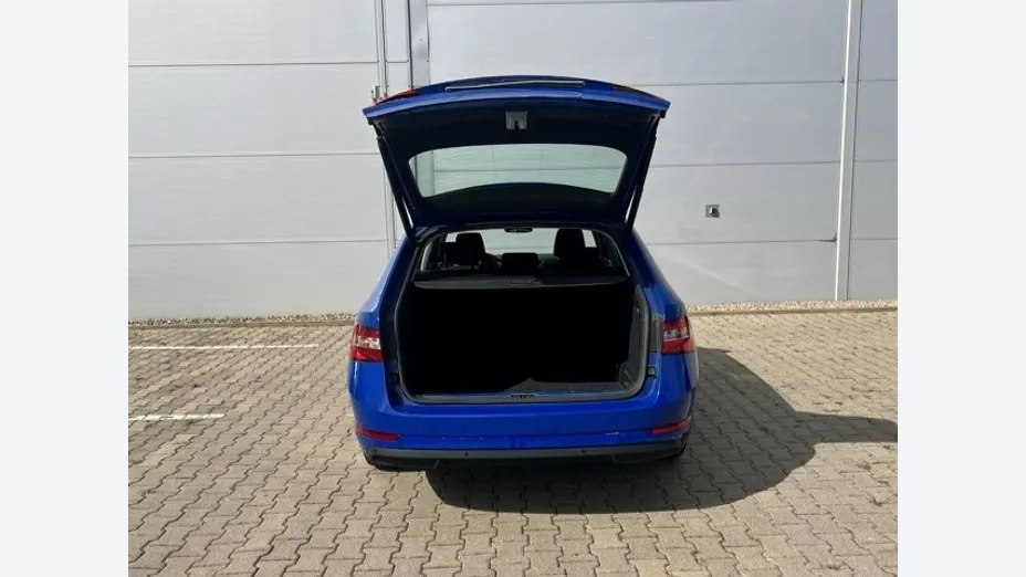 SKODA Superb Superb 2.0 TDI SCR Ambition DSG