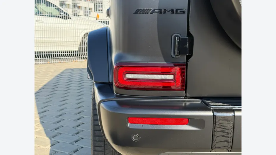MERCEDES-BENZ Klasa G AMG G 63 mHEV 9G-TCT