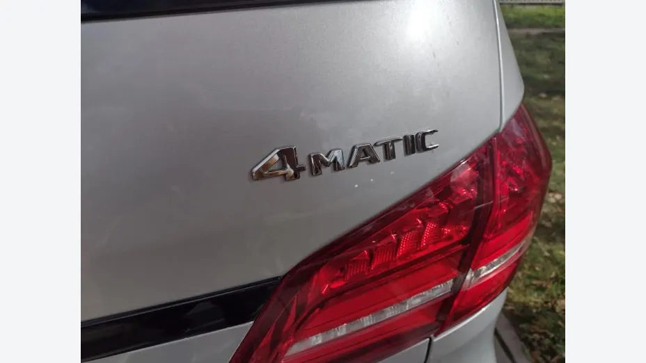 MERCEDES-BENZ GLS -