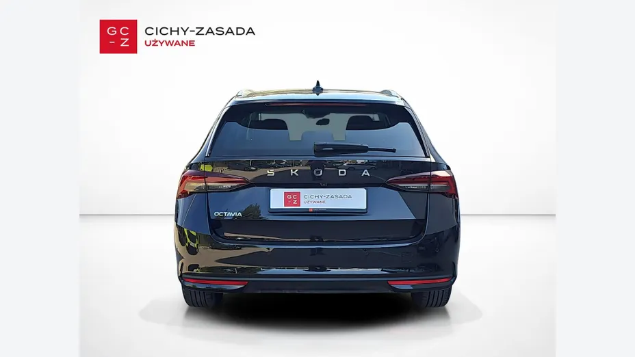 SKODA Octavia -