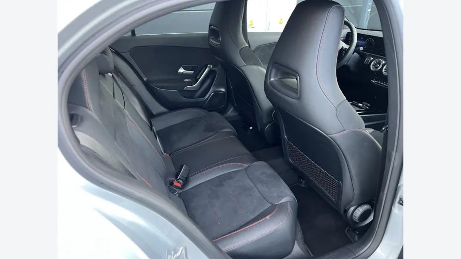 MERCEDES-BENZ A Klasa A 200 AMG Line 7G-DCT