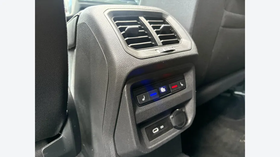 VOLKSWAGEN Tiguan Allspace -