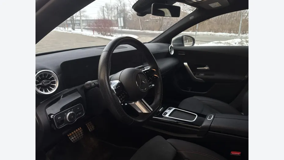 MERCEDES-BENZ A Klasa A 200 AMG Line 7G-DCT