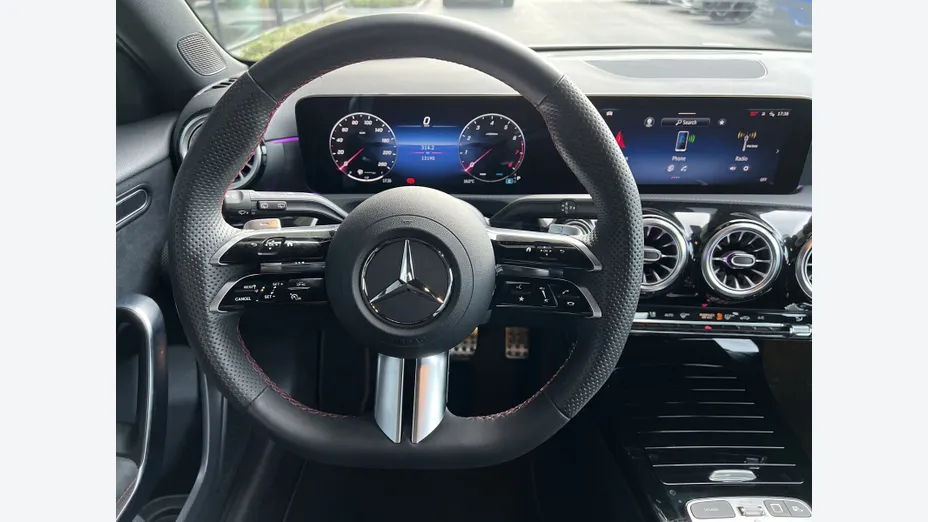 MERCEDES-BENZ A Klasa A 200 AMG Line 7G-DCT