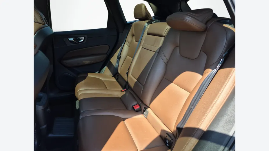 VOLVO XC60 XC60 T6 AWD Plug-In Hybrid Inscription aut