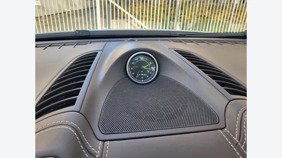 PORSCHE Cayenne -