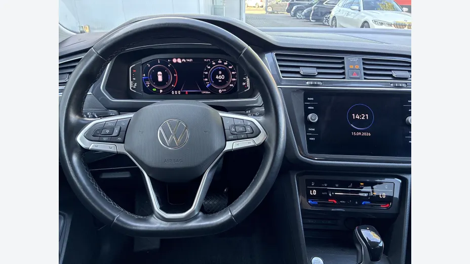 VOLKSWAGEN Tiguan Allspace -