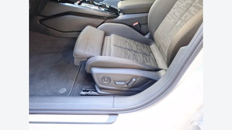 AUDI A5 A5 e-Hybrid 220 kW Quattro S tronic