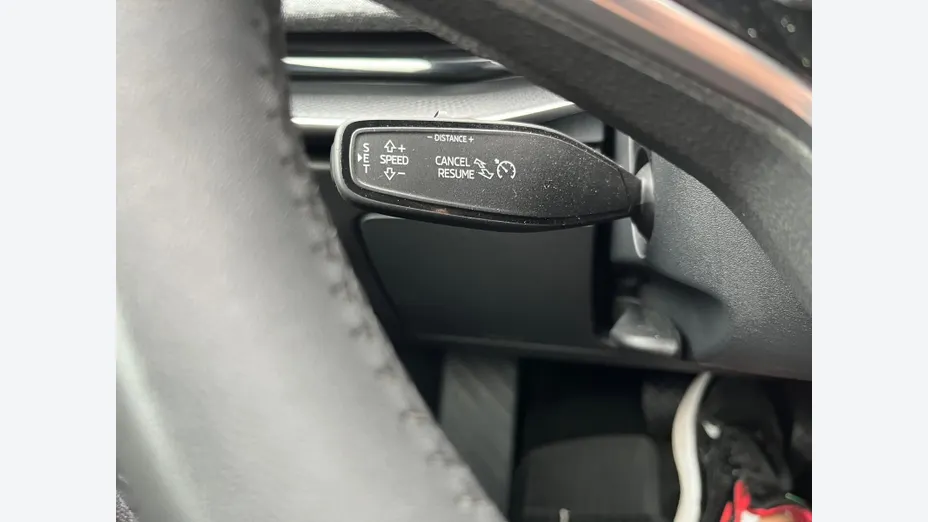 SKODA Superb Superb 2.0 TDI SCR Selection DSG