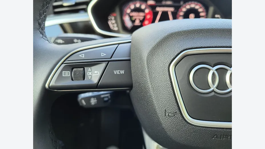 AUDI Q3 Sportback -