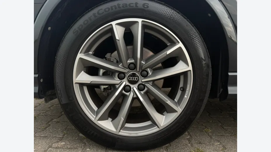 AUDI Q3 Sportback -