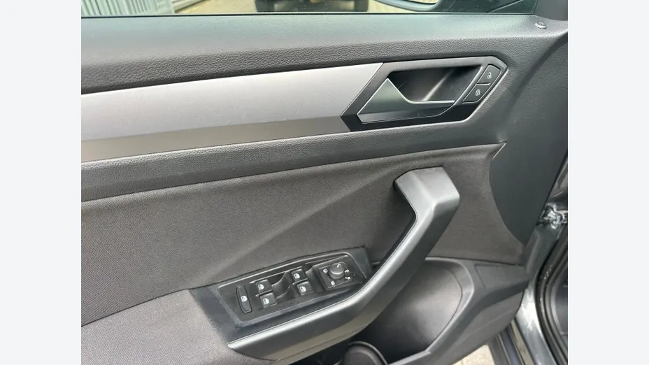 VOLKSWAGEN T-ROC T-ROC 1.5 TSI Life DSG
