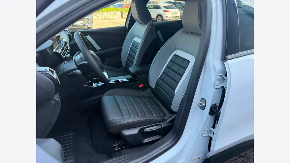 CITROEN C4 X C4 X 1.2 mHEV Max eDCT6 Nowy