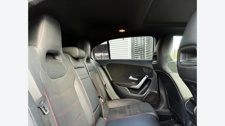 MERCEDES-BENZ A Klasa A 180 Style 7G-DCT