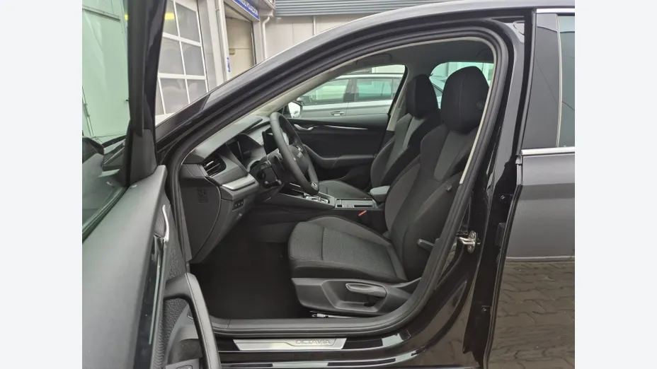 SKODA Octavia Octavia 1.5 TSI mHEV Drive Selection DSG Nowy