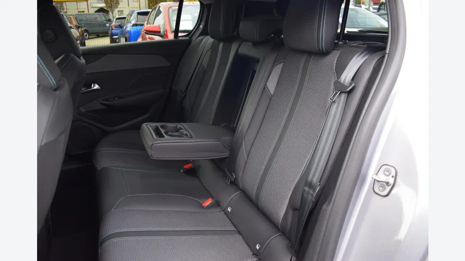 PEUGEOT 308 308 1.2 PureTech Allure S&S EAT8
