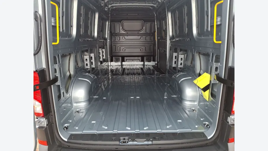 VOLKSWAGEN Crafter Crafter 35 BiTDI (14,4m3) Nowy