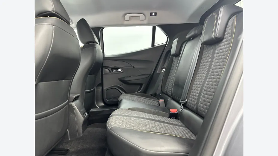 PEUGEOT 2008 -