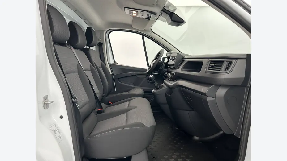 RENAULT Trafic -