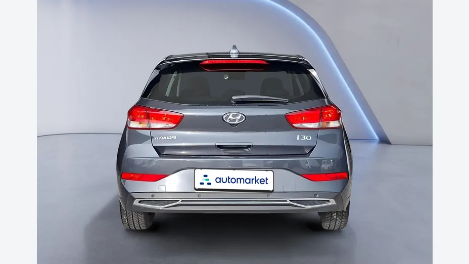 HYUNDAI i30 i30 1.0 T-GDI Smart
