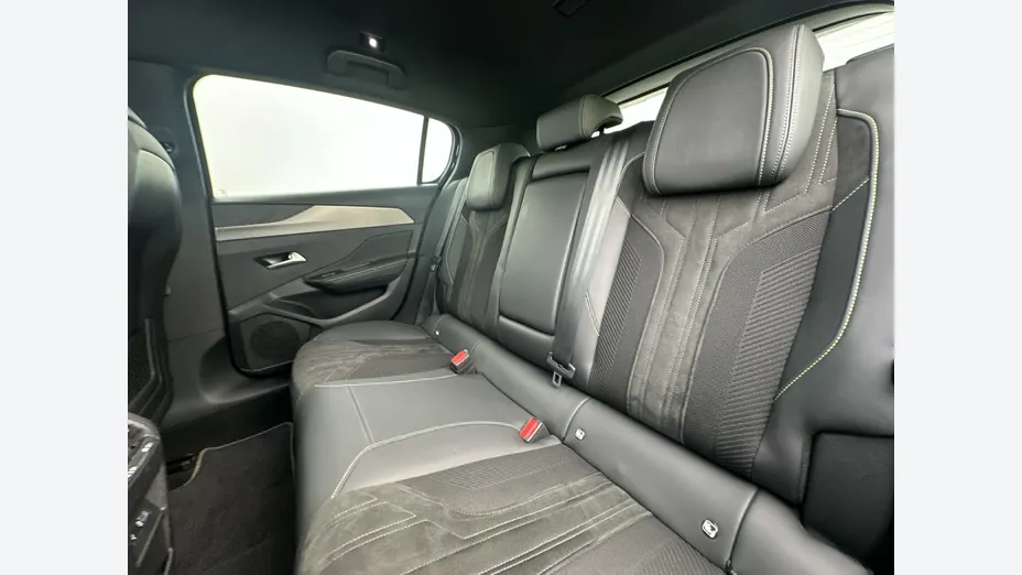 PEUGEOT 308 -