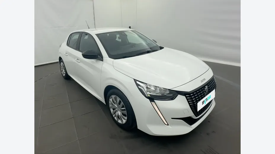 PEUGEOT 208 -