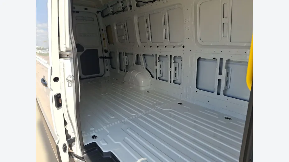 VOLKSWAGEN Crafter Crafter 35 BiTDI (18,4m3) Nowy
