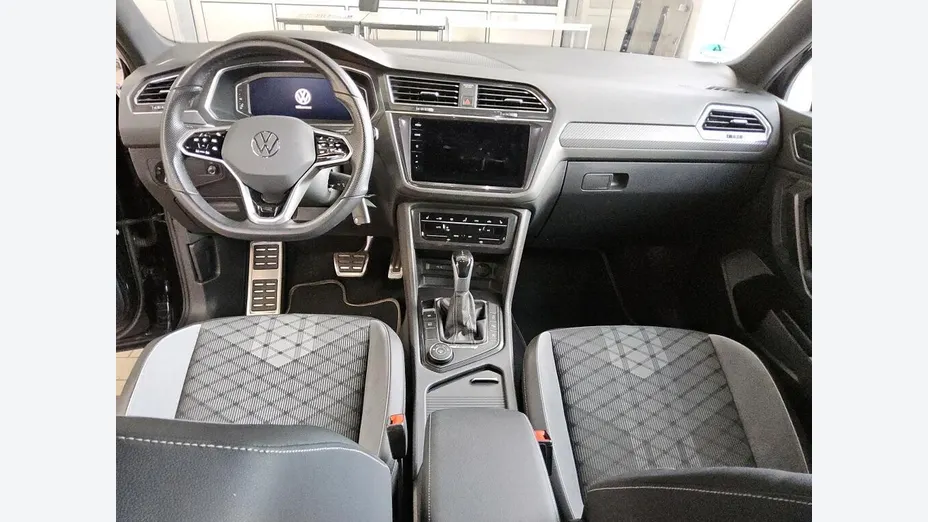 VOLKSWAGEN Tiguan Allspace -