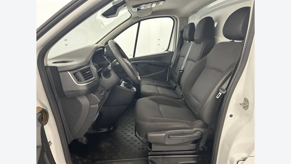 RENAULT Trafic -
