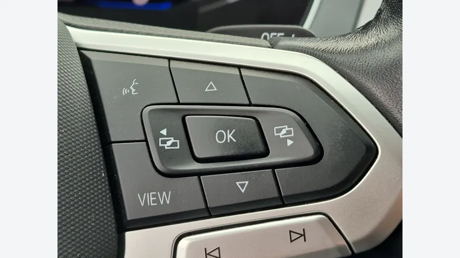 VOLKSWAGEN Passat -
