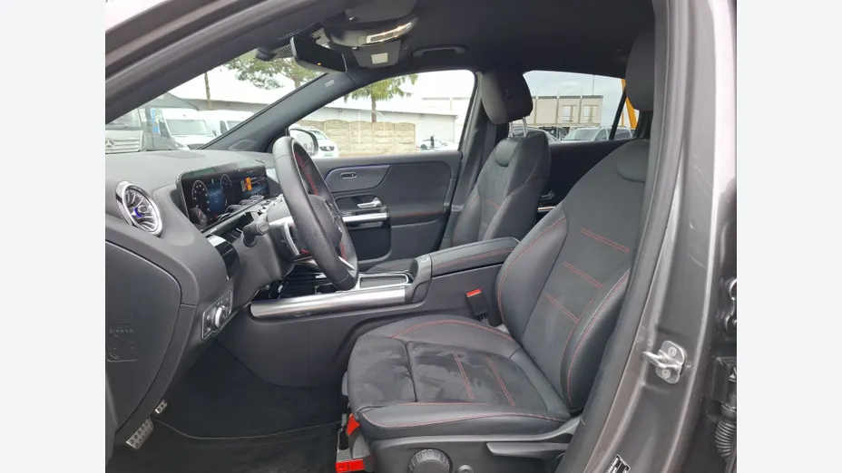 MERCEDES-BENZ GLA GLA 220 mHEV 4-Matic AMG Line 8G-DCT