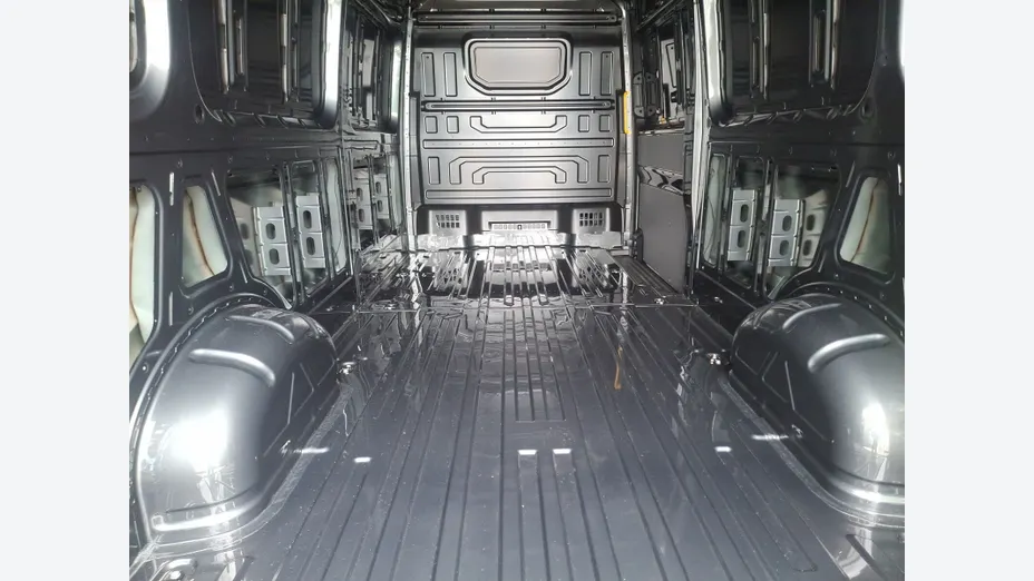 VOLKSWAGEN Crafter Crafter 35 BiTDI (16,4m3) aut Nowy