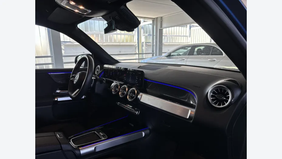 MERCEDES-BENZ GLB GLB 200 d 4-Matic AMG Line 8G-DCT