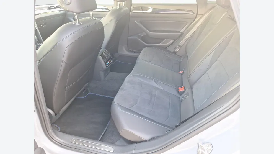 VOLKSWAGEN Arteon Arteon 2.0 TSI 4Motion R DSG