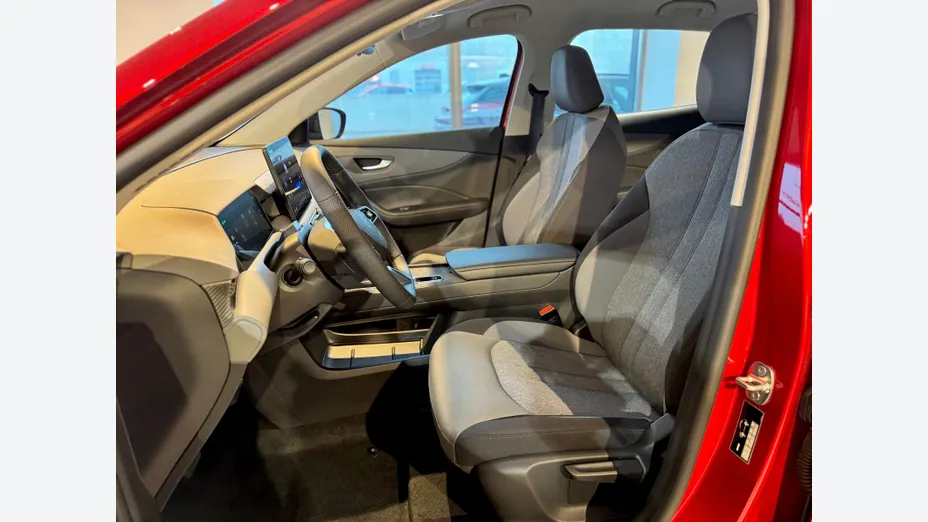 MG MGS5 MGS5 49kWh Standard Range RWD Excite Nowy