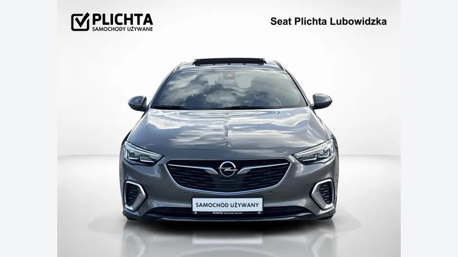 OPEL Insignia -