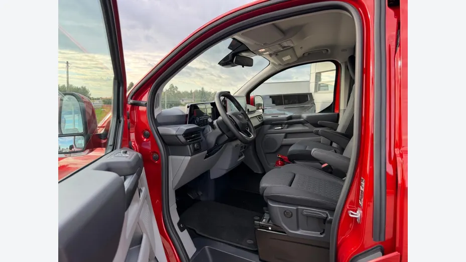 FORD Transit Custom Transit Custom Kombi 2.0 EcoBlue 320 L2H1 Limited Aut. M1 Nowy
