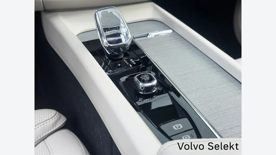 VOLVO XC60 XC60 B5 B AWD Ultimate Dark aut