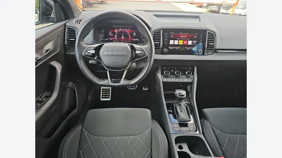 SKODA Karoq -
