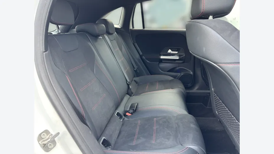 MERCEDES-BENZ GLA GLA 200 mHEV AMG Line 7G-DCT