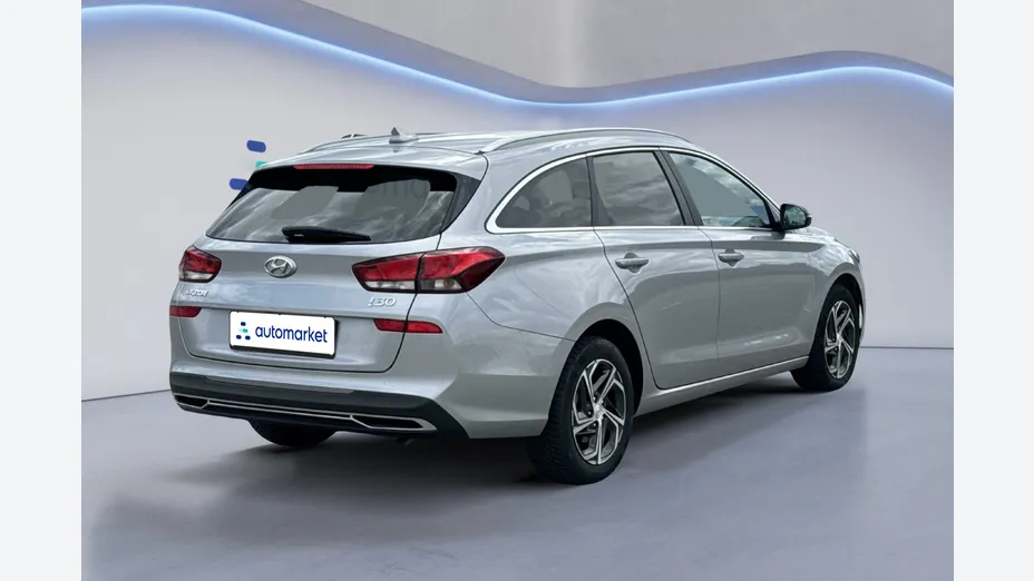 HYUNDAI i30 i30 1.0 T-GDI Smart DCT