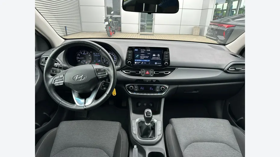 HYUNDAI i30 i30 1.5 T-GDI 48V Smart