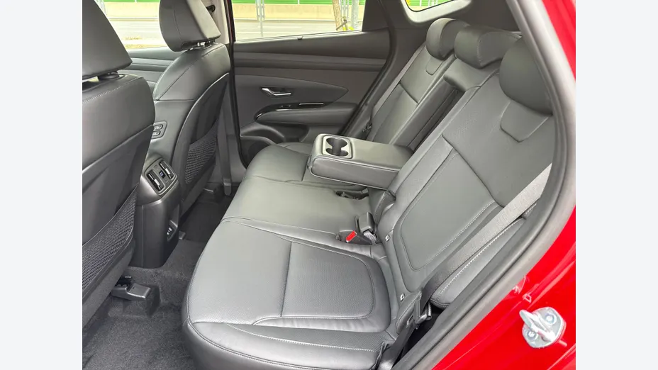 HYUNDAI Tucson Tucson 1.6 T-GDi HEV Platinum 4WD aut Nowy