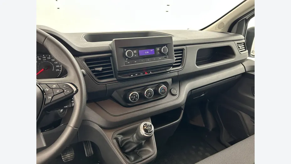 RENAULT Trafic -