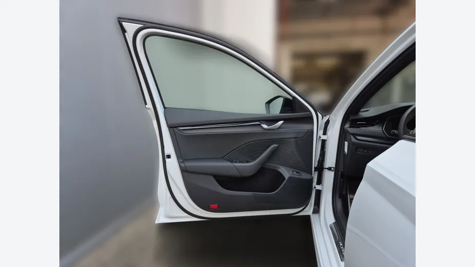 SKODA Octavia Octavia 1.5 TSI mHEV Selection DSG