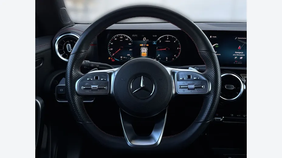 MERCEDES-BENZ CLA CLA 220 d AMG Line 8G-DCT