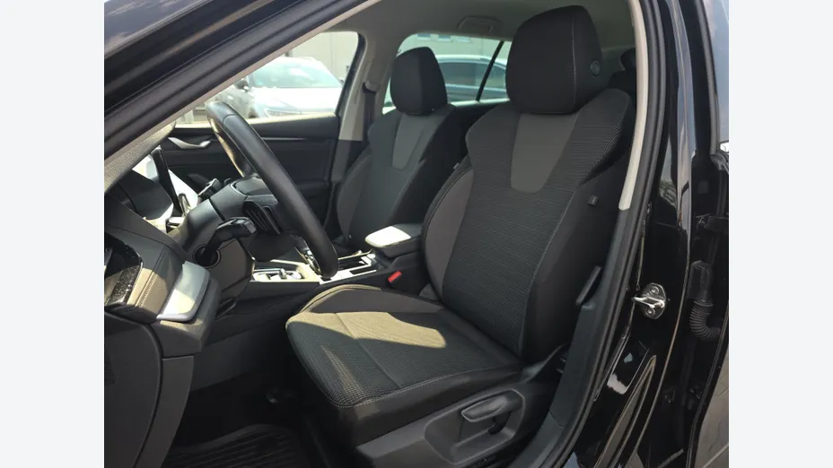 SKODA Octavia Octavia 1.5 TSI mHEV Selection DSG